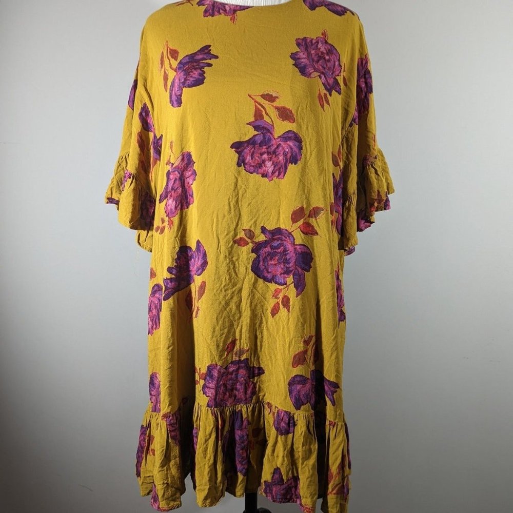 Urban Outfitters Mustard Floral Summer Dress‎ Women's Size M